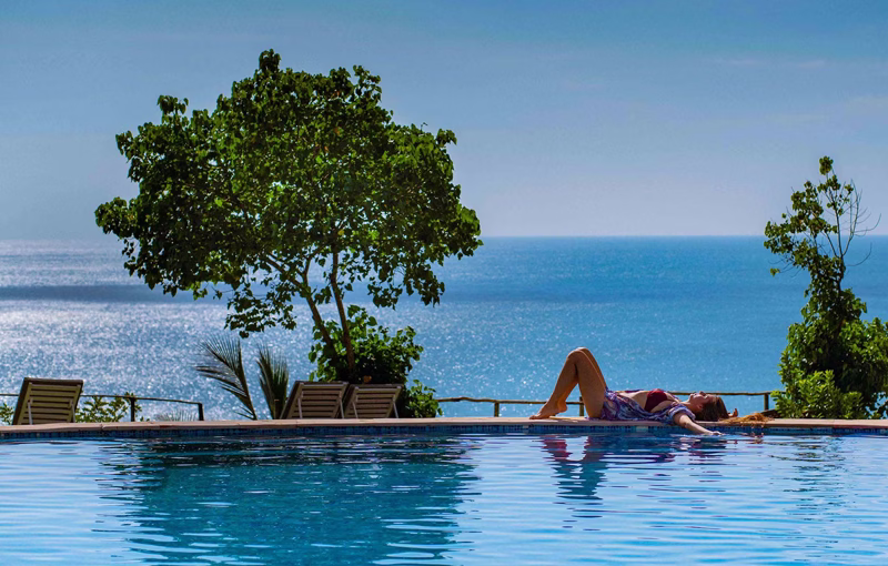 Elixir Cliff Beach Resort Varkala luxury sea view balcony honeymoon Kerala 2026