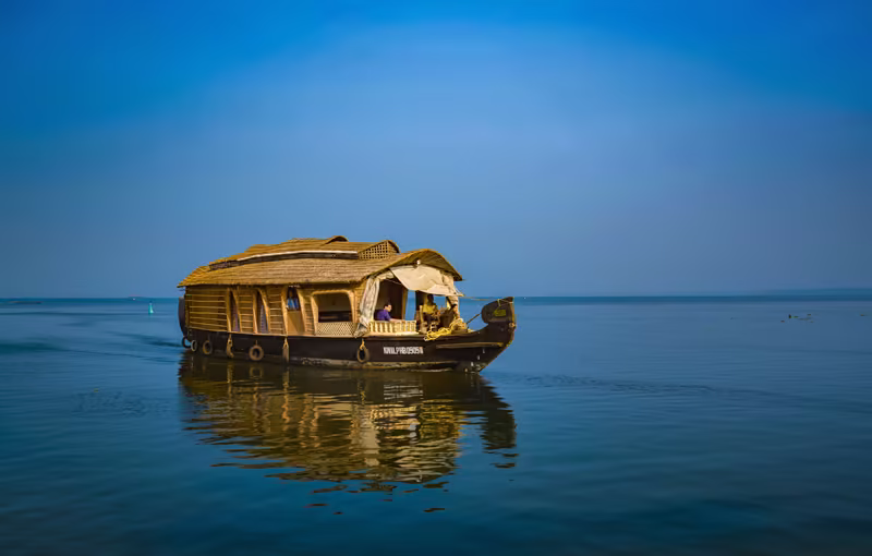 Kochi Chinese Fishing Nets heritage tour Kerala coastal honeymoon HM-16