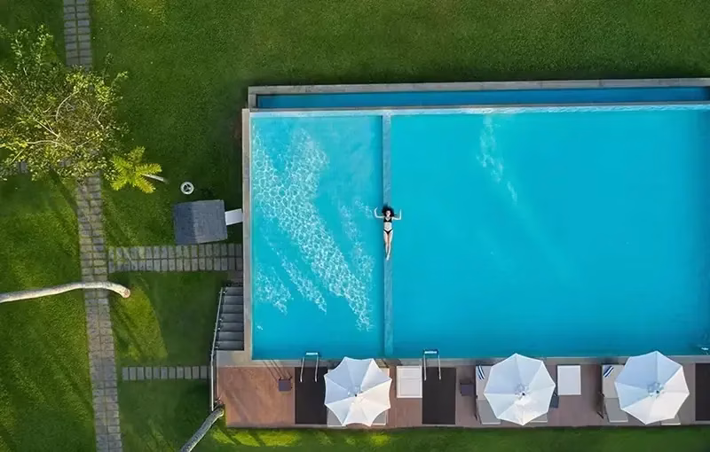 Luxury honeymoon private villa with swimming pool at Lake Canopy Alleppey